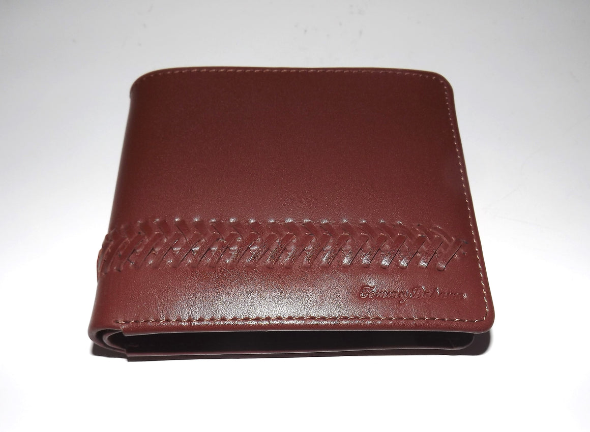 Tommy Bahama Men's Leather Bifold Passcase Wallet Tan
