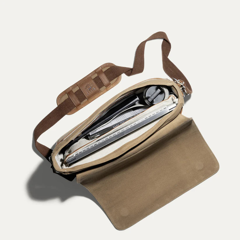 Will Leather Goods Commuter Collection Laptop Messenger Brief Bag Tobacco